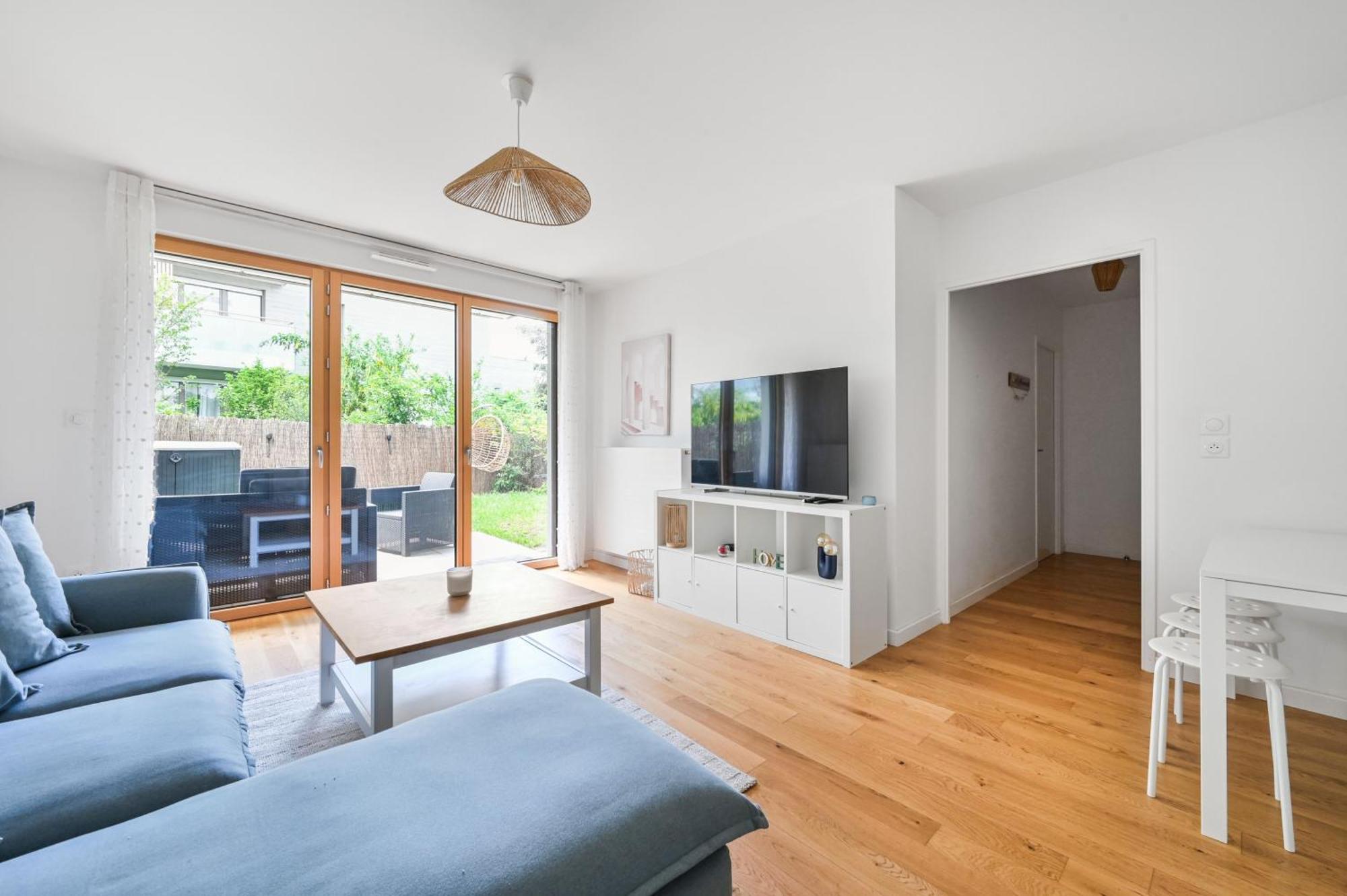 Le Lumina - 6 Pers - Proche Orly - Jardin Apartment